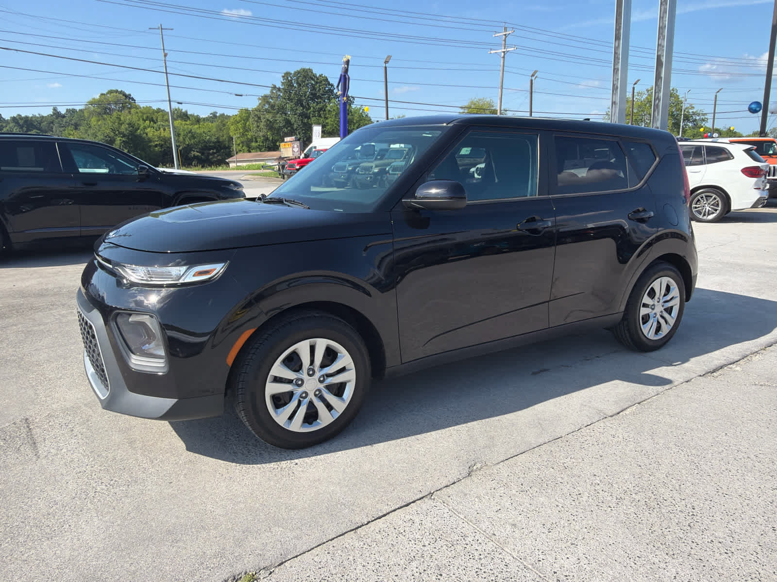 Used 2021 Kia Soul LX FWD image 2