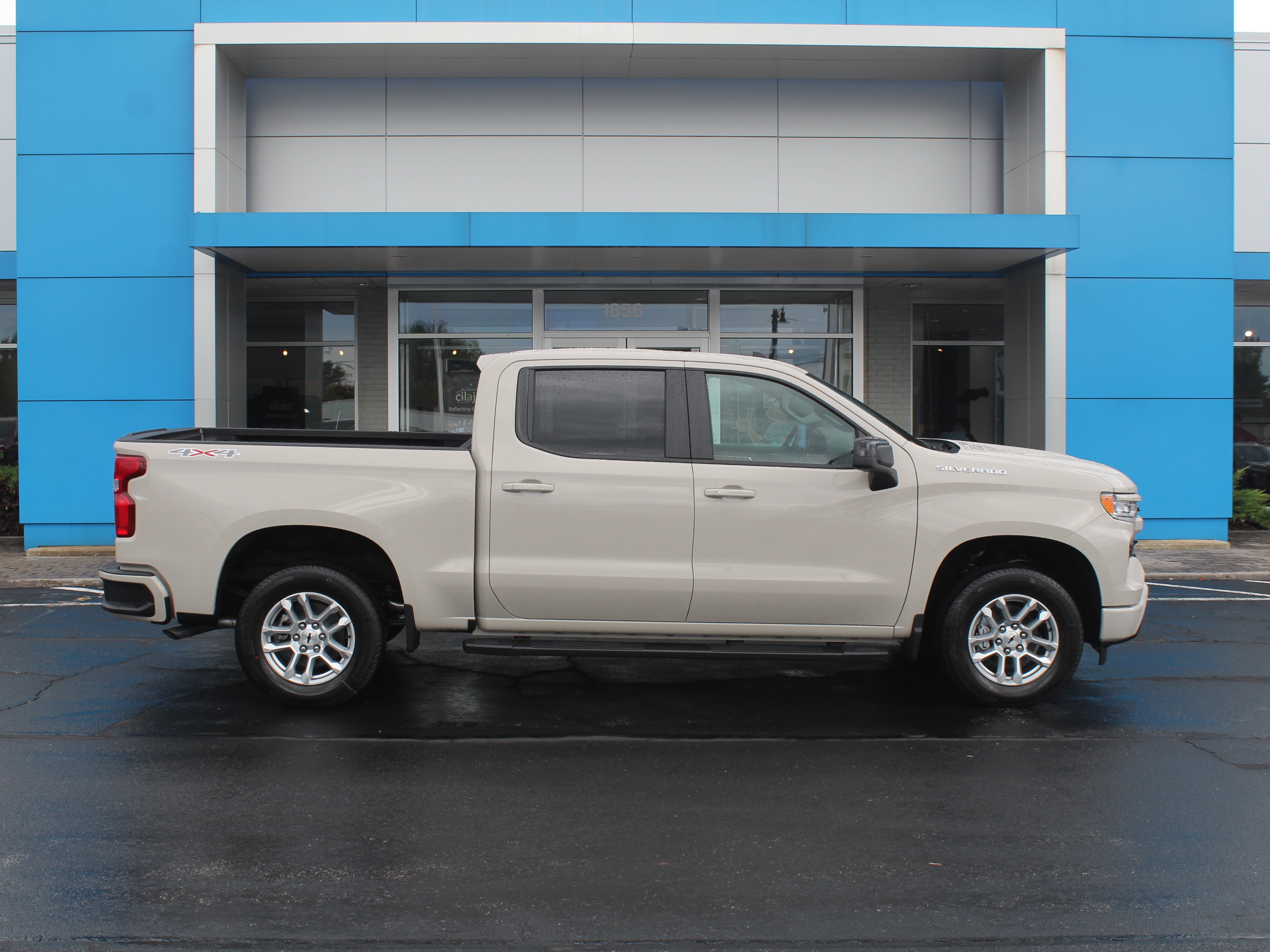 New 2026 Chevrolet Silverado 1500 RST w/ Convenience Package II AWD/4WD image 5
