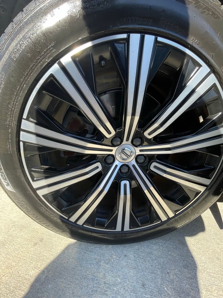 Used 2020 Volvo XC90 T8 Inscription image 39