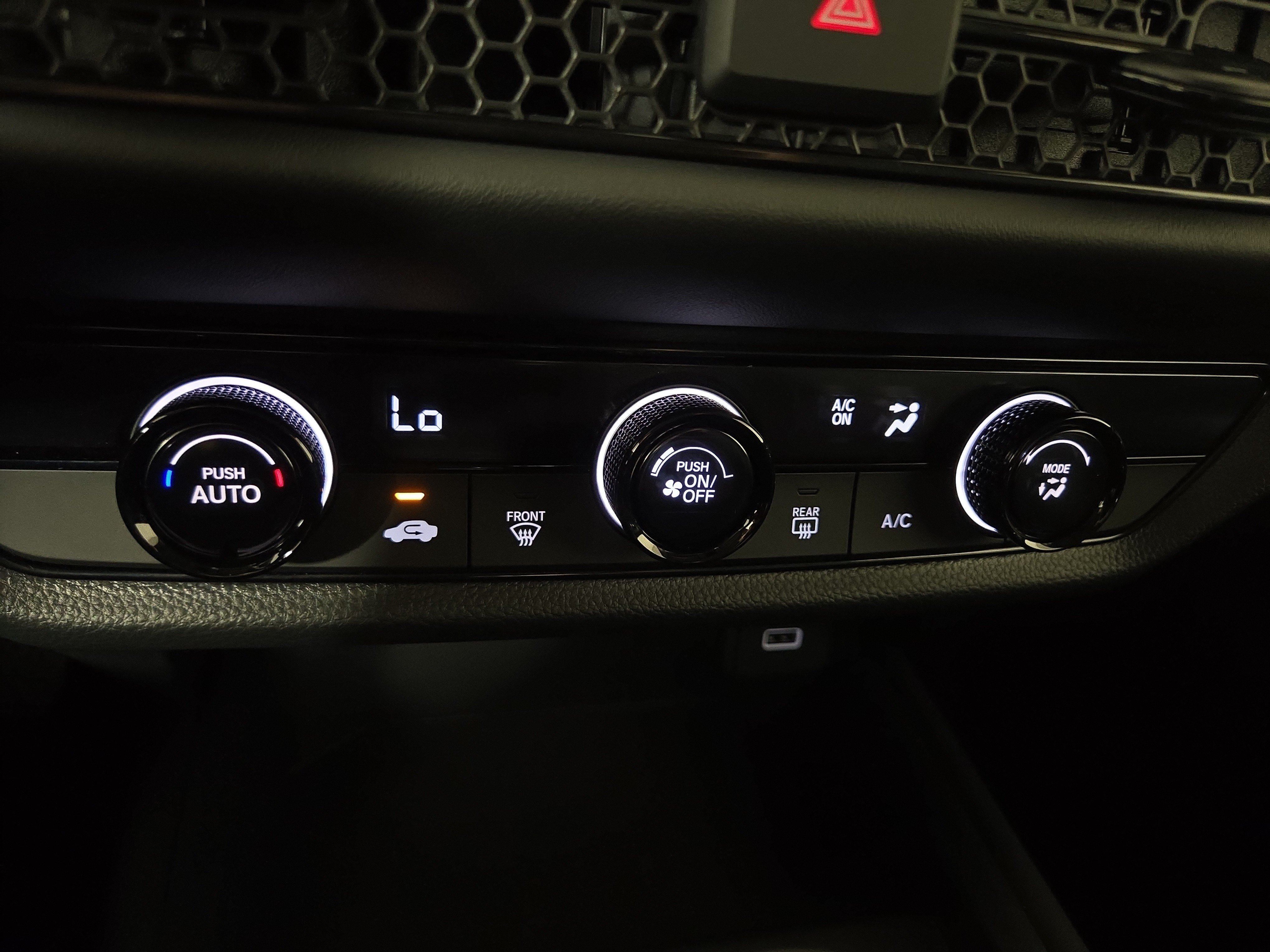 Used 2025 Honda HR-V LX image 26
