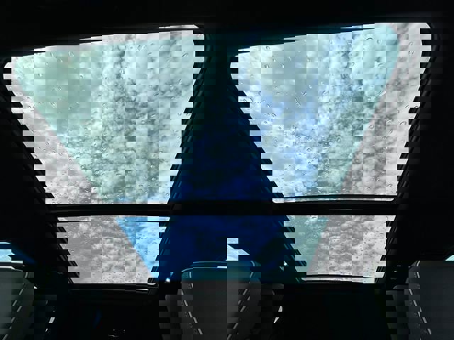 New 2026 Chevrolet Suburban Premier image 35