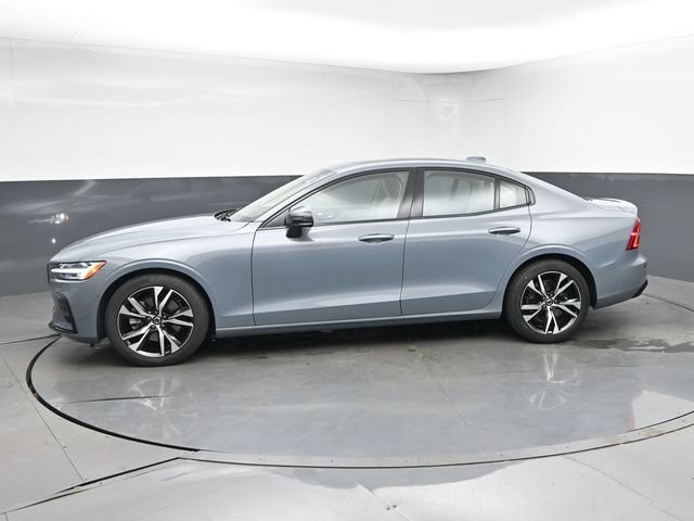 Used 2023 Volvo S60 B5 Plus FWD image 6