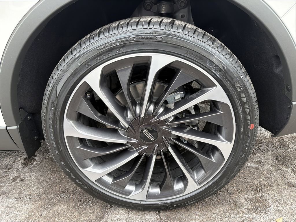 New 2026 Lincoln Aviator Reserve image 13