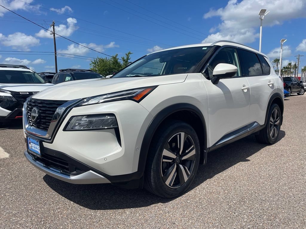 Certified 2023 Nissan Rogue Platinum FWD image 3
