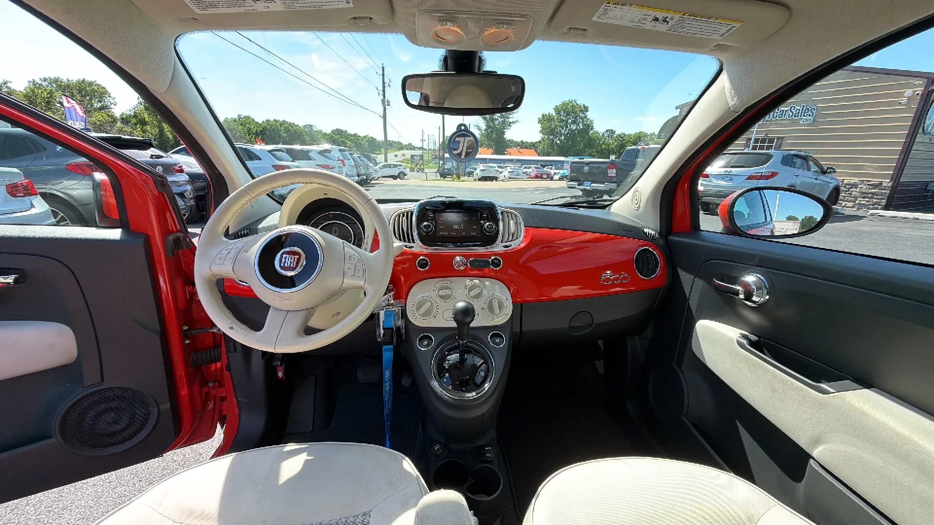 Used 2018 FIAT 500 Pop FWD image 38