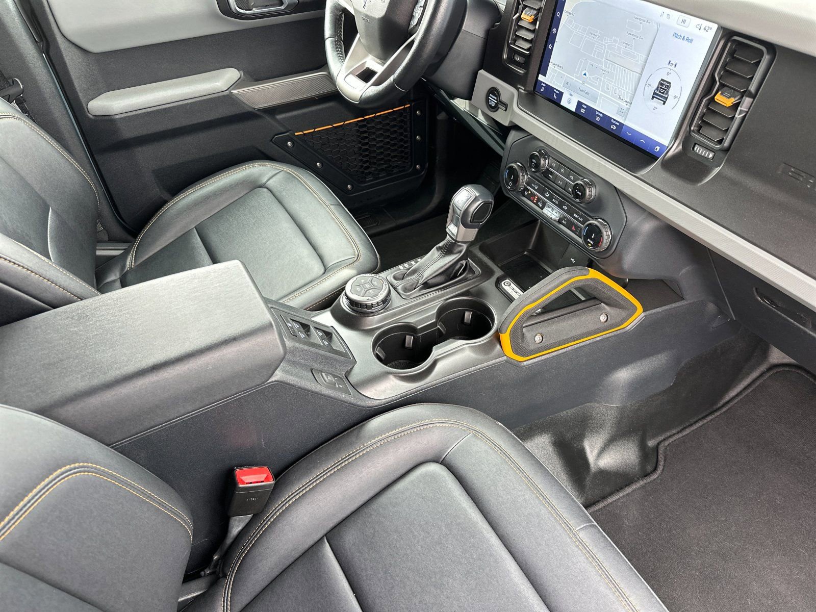 Used 2022 Ford Bronco Badlands image 17