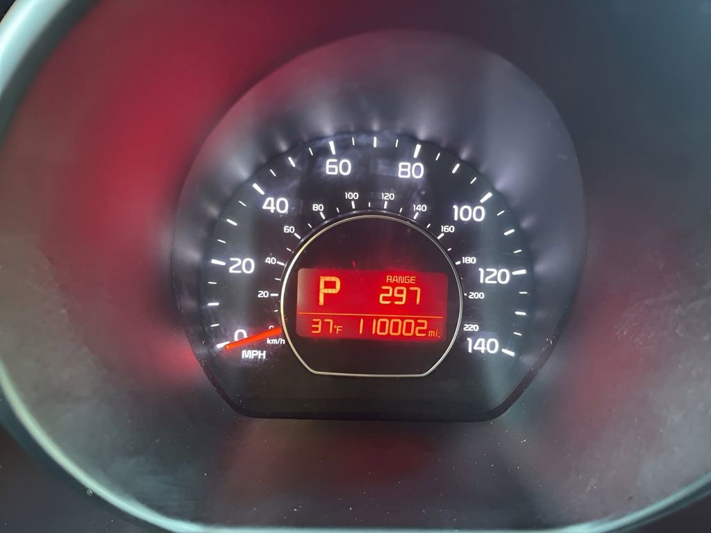 Used 2016 Kia Soul + FWD image 21