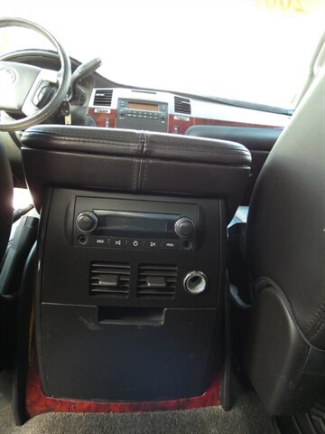Used 2007 Cadillac Escalade EXT w/ Climate Package AWD/4WD image 44