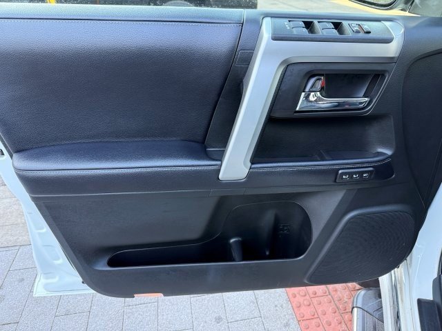 Used 2019 Toyota 4Runner Limited image 9