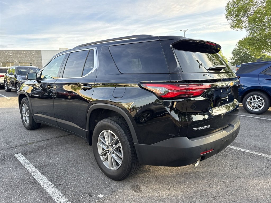 Used 2022 Chevrolet Traverse LT image 5