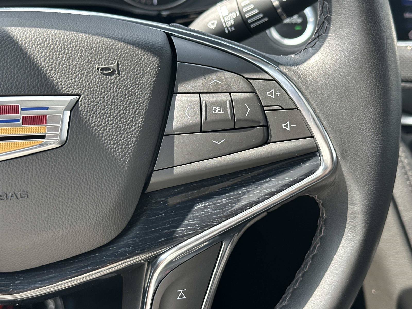 Certified 2024 Cadillac XT5 Premium Luxury AWD/4WD image 23