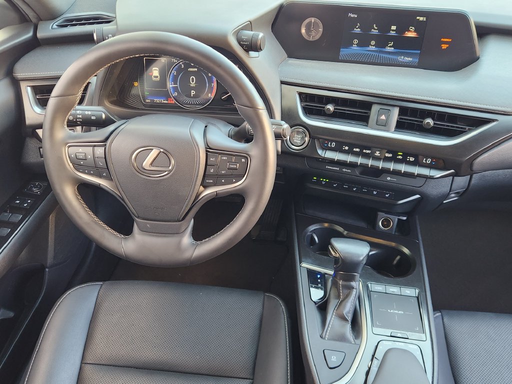 Used 2021 Lexus UX 200 w/ Premium Package FWD image 27