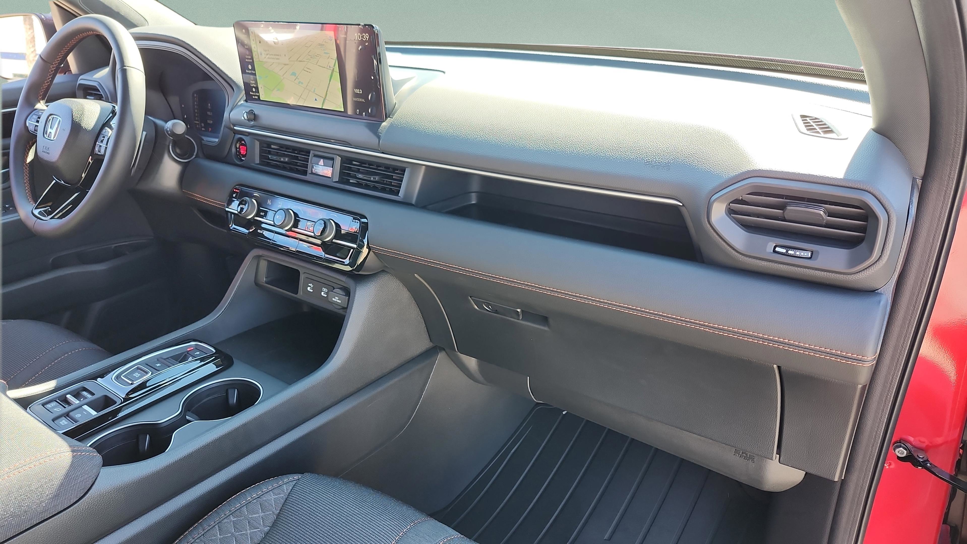 New 2026 Honda Pilot Sport image 18