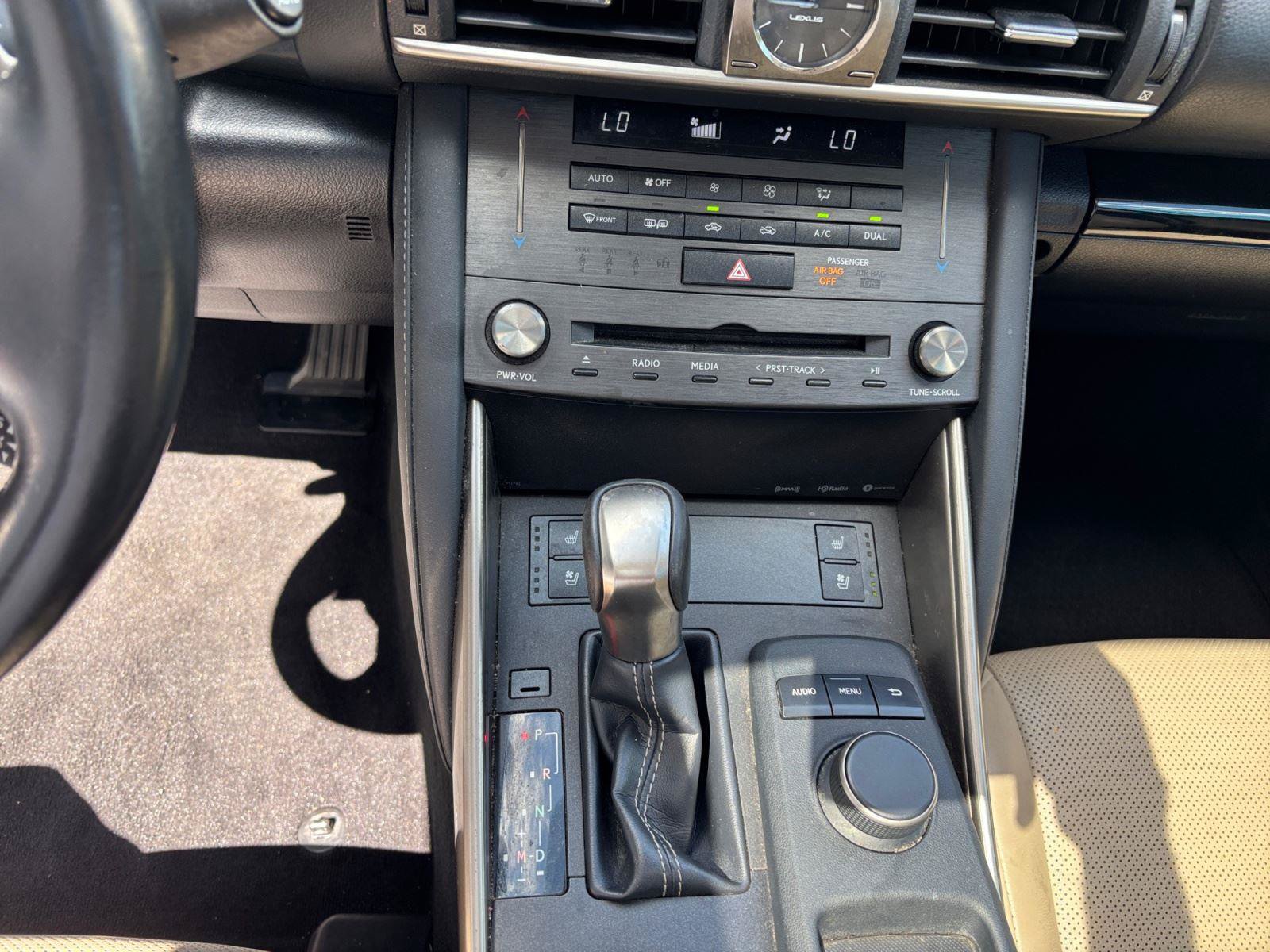 Used 2019 Lexus IS 300 w/ Premium Package RWD image 12