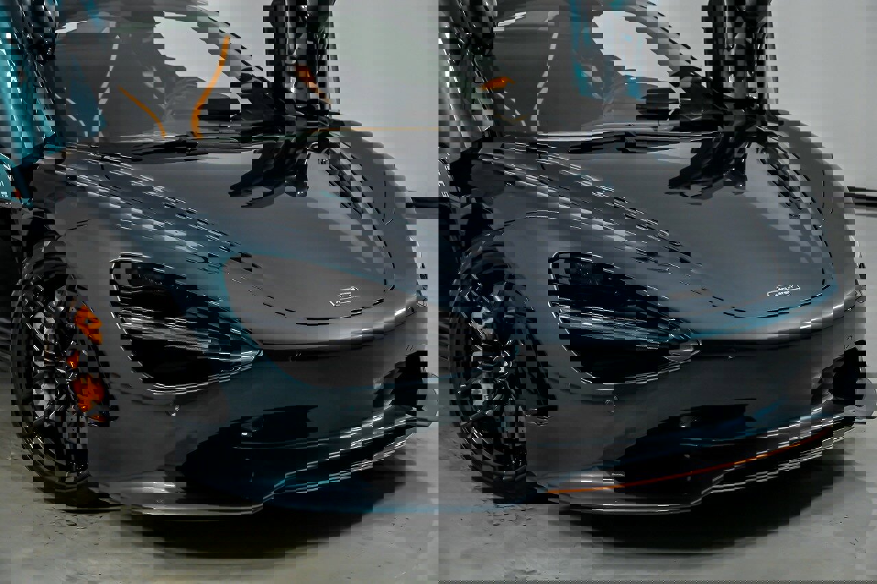 Used 2024 McLaren 750S Spider image 3