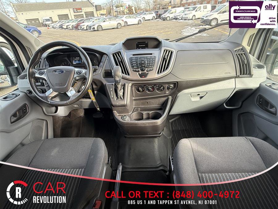 Used 2019 Ford Transit 150 XLT image 9