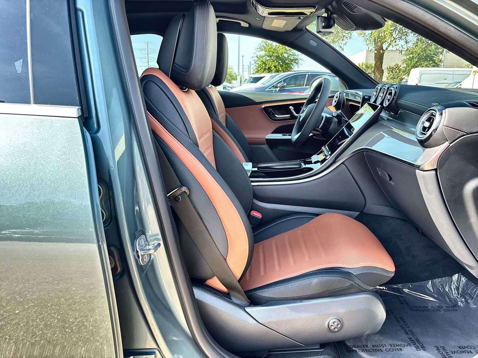 New 2026 Mercedes-Benz GLC 300 4MATIC image 9