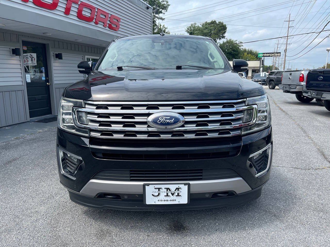 Used 2018 Ford Expedition Max Limited w/ Equipment Group 302A AWD/4WD image 2
