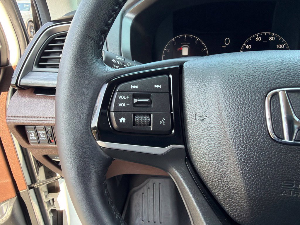Used 2025 Honda Odyssey Elite image 21