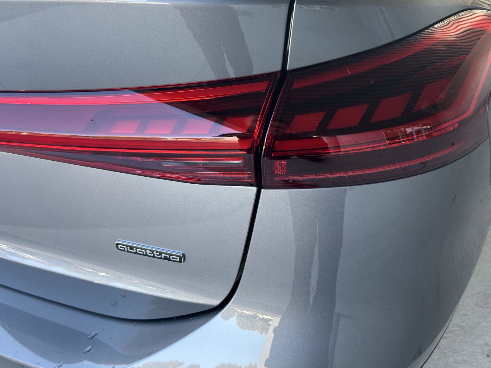 New 2025 Audi A6 e-tron Prestige AWD/4WD image 9