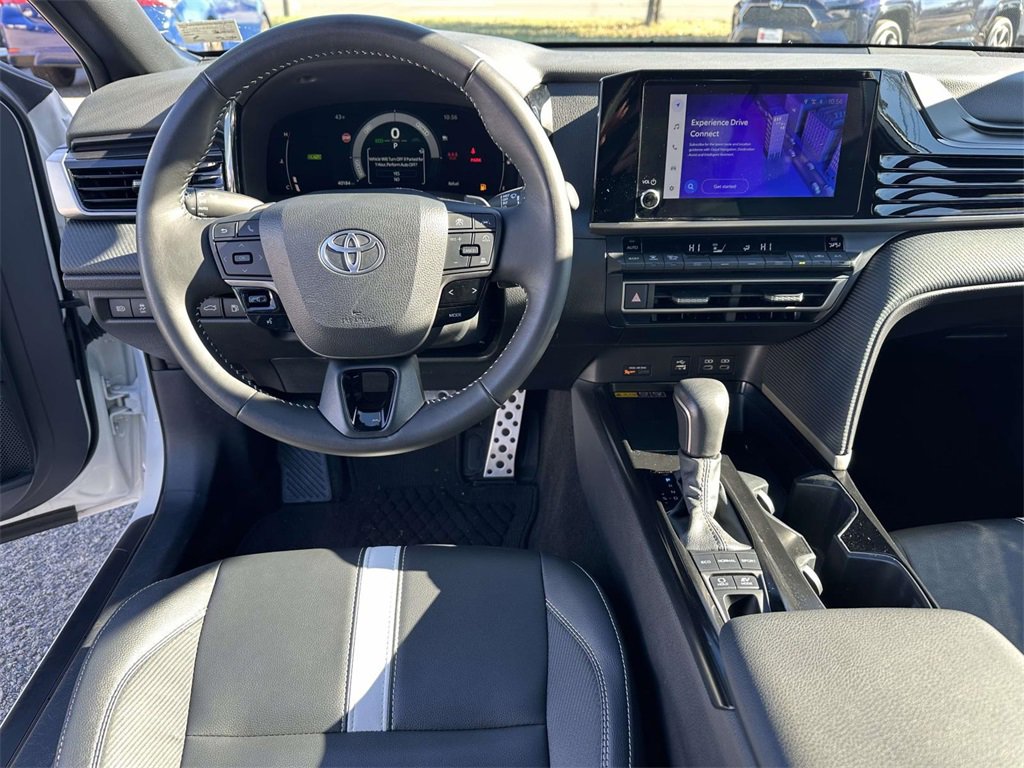 Certified 2025 Toyota Camry SE image 2