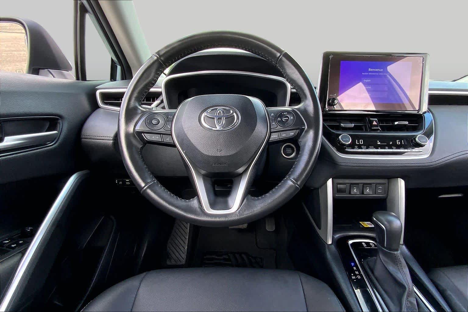 Certified 2023 Toyota Corolla Cross XLE w/ Convenience Package FWD image 6