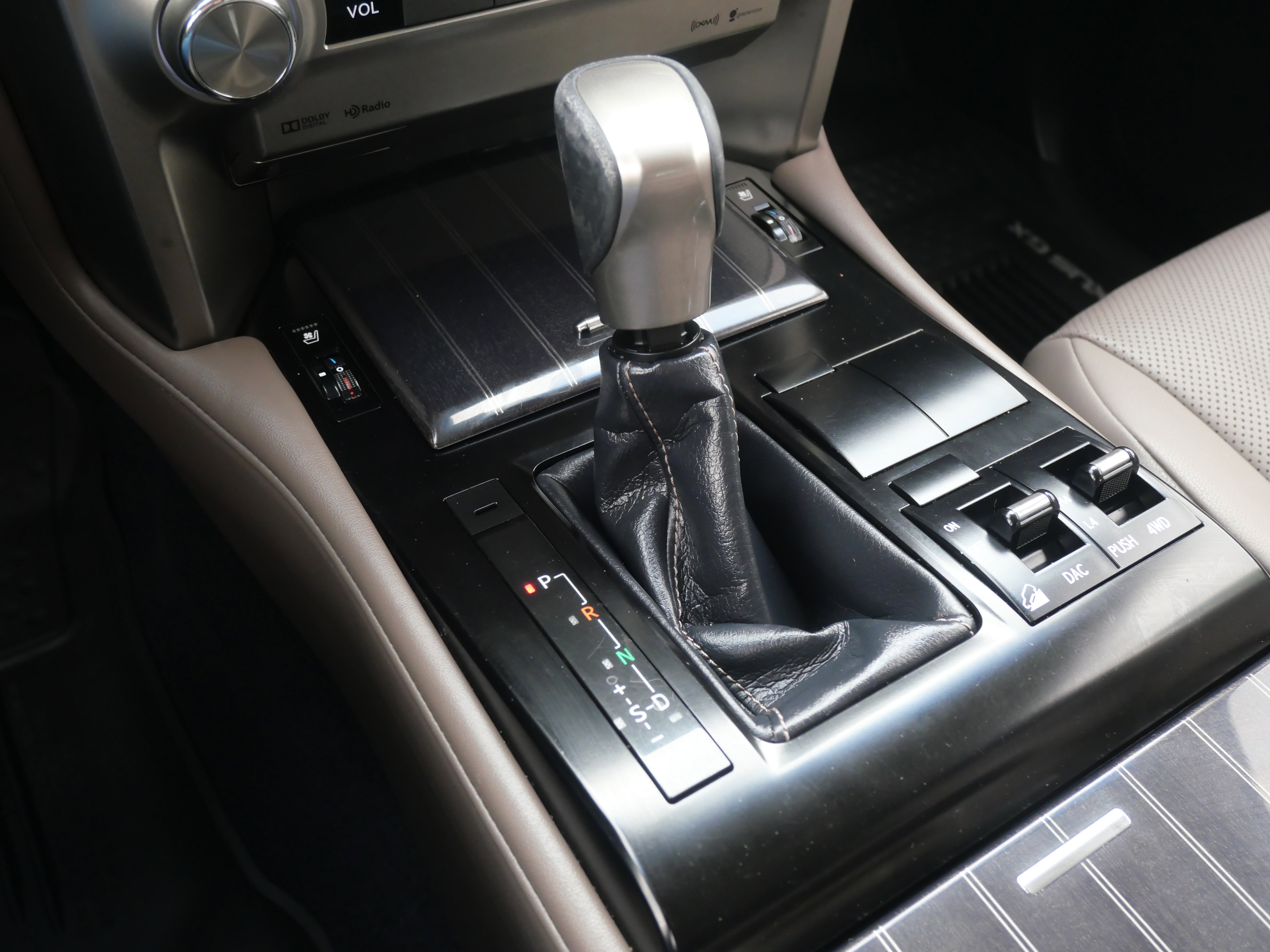 Used 2020 Lexus GX 460 Premium image 31