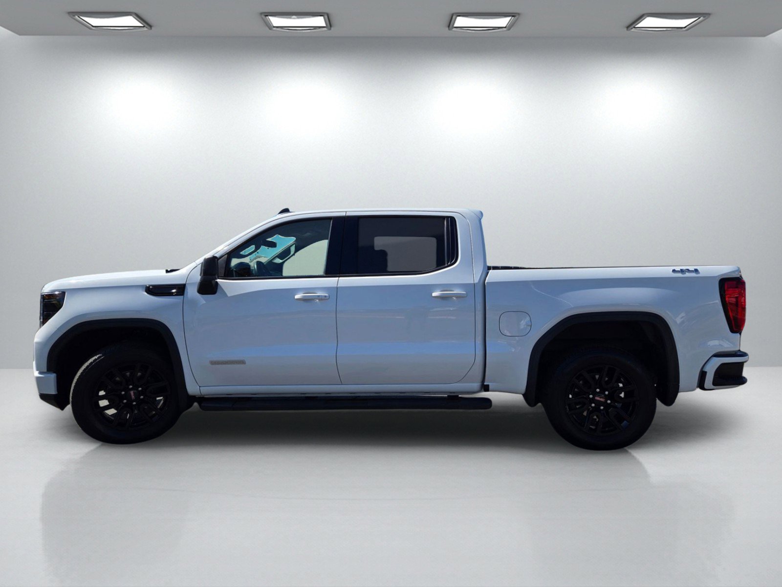 Certified 2023 GMC Sierra 1500 Elevation w/ LPO, Elevation Black Package image 7