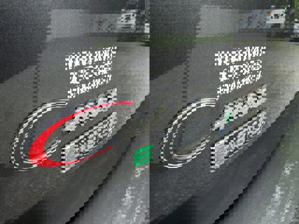 Used 2017 Ford C-MAX Energi SE image 18