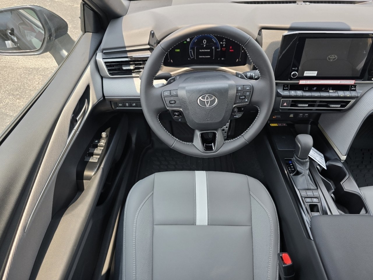 New 2026 Toyota Camry SE FWD image 22