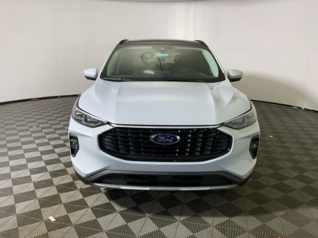New 2026 Ford Escape Platinum w/ Premium Technology Package image 2
