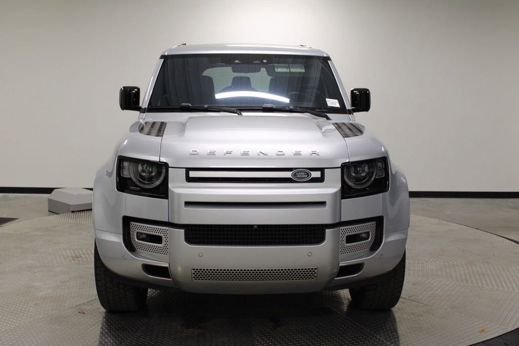 Used 2022 Land Rover Defender 110 XS Edition AWD/4WD image 10
