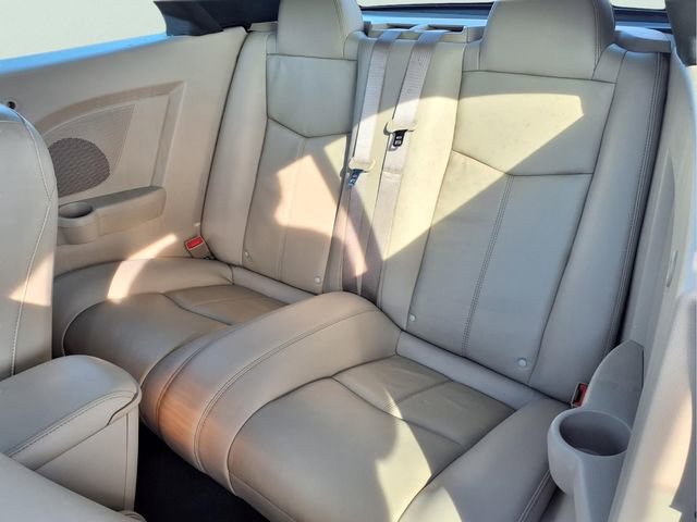 Used 2011 Chrysler 200 Limited FWD image 21