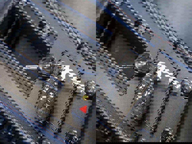 Used 2008 Aston Martin V8 Vantage Roadster image 44