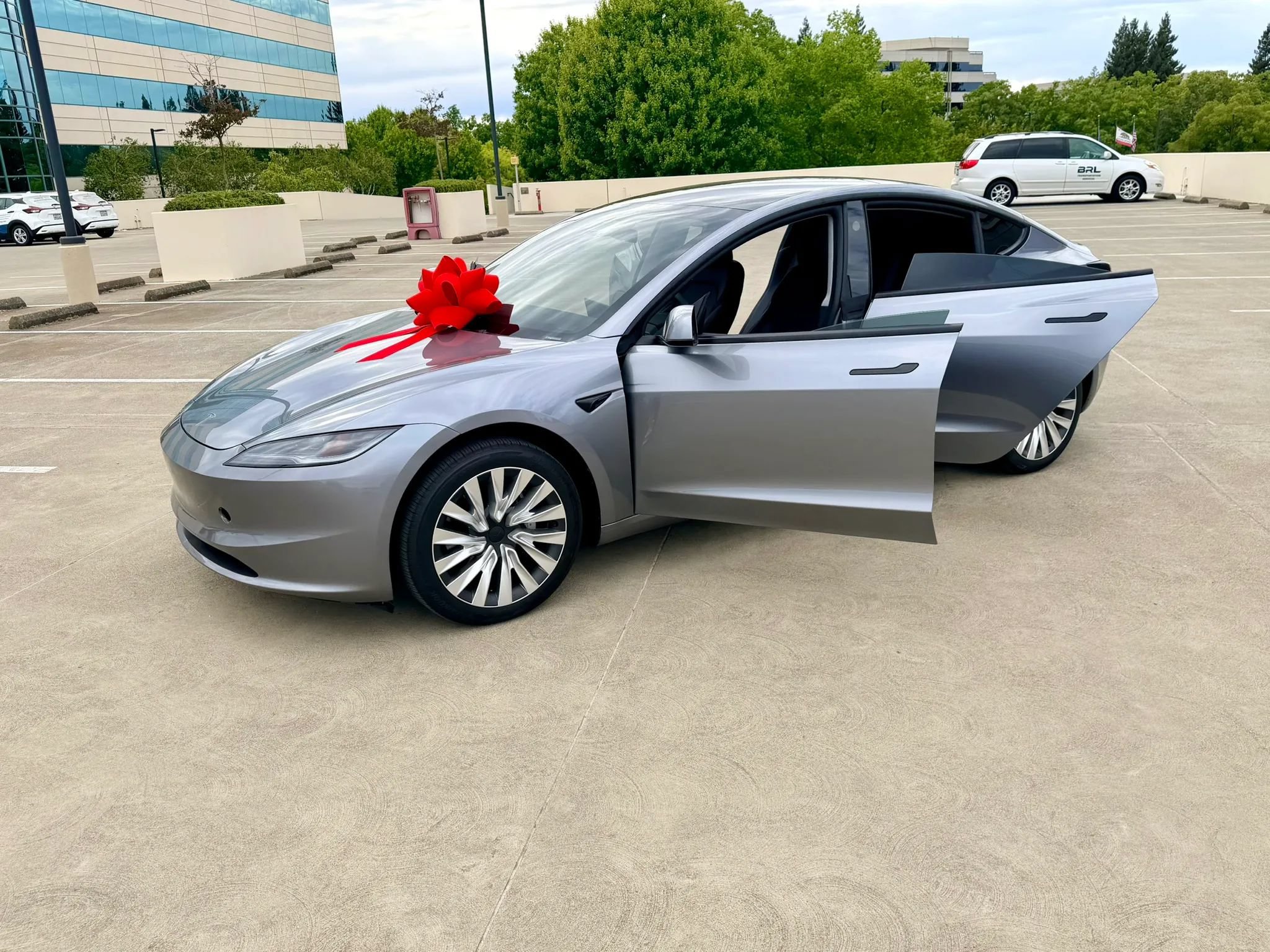 Used 2025 Tesla Model 3 Long Range RWD image 55