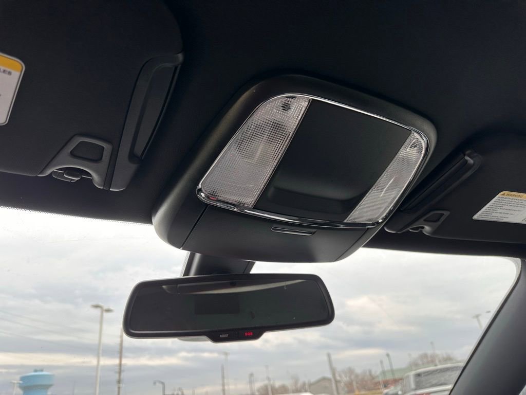 Used 2023 Dodge Charger SXT w/ Blacktop Package image 23