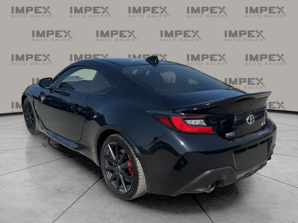 Used 2025 Toyota GR86 Premium w/ Performance Package RWD image 3