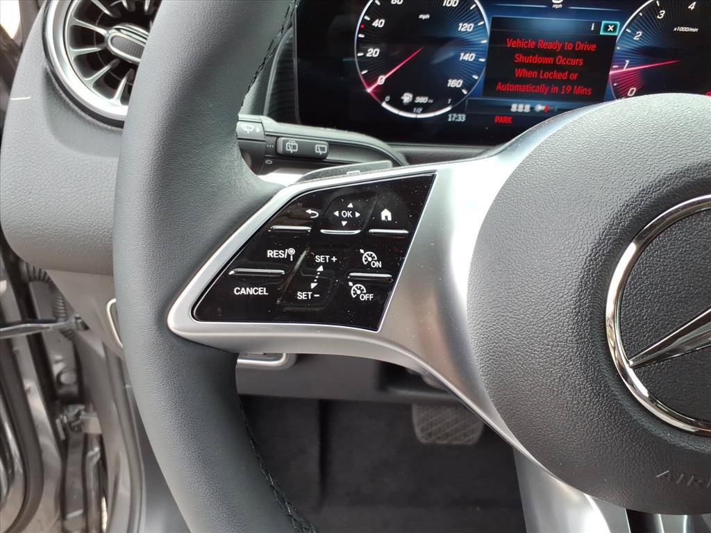 Used 2026 Mercedes-Benz GLB 250 4MATIC image 15