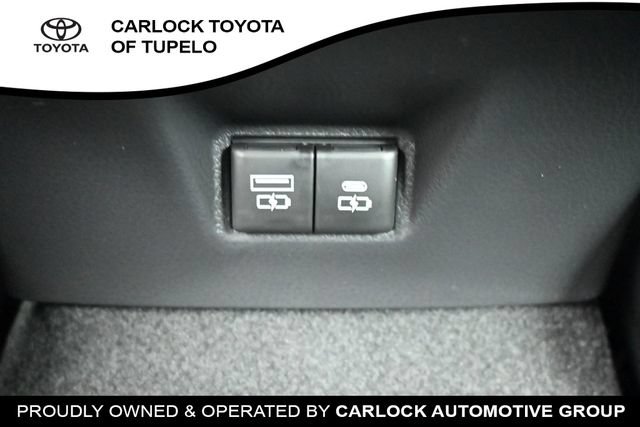 New 2026 Toyota Camry SE w/ Convenience Package FWD image 17