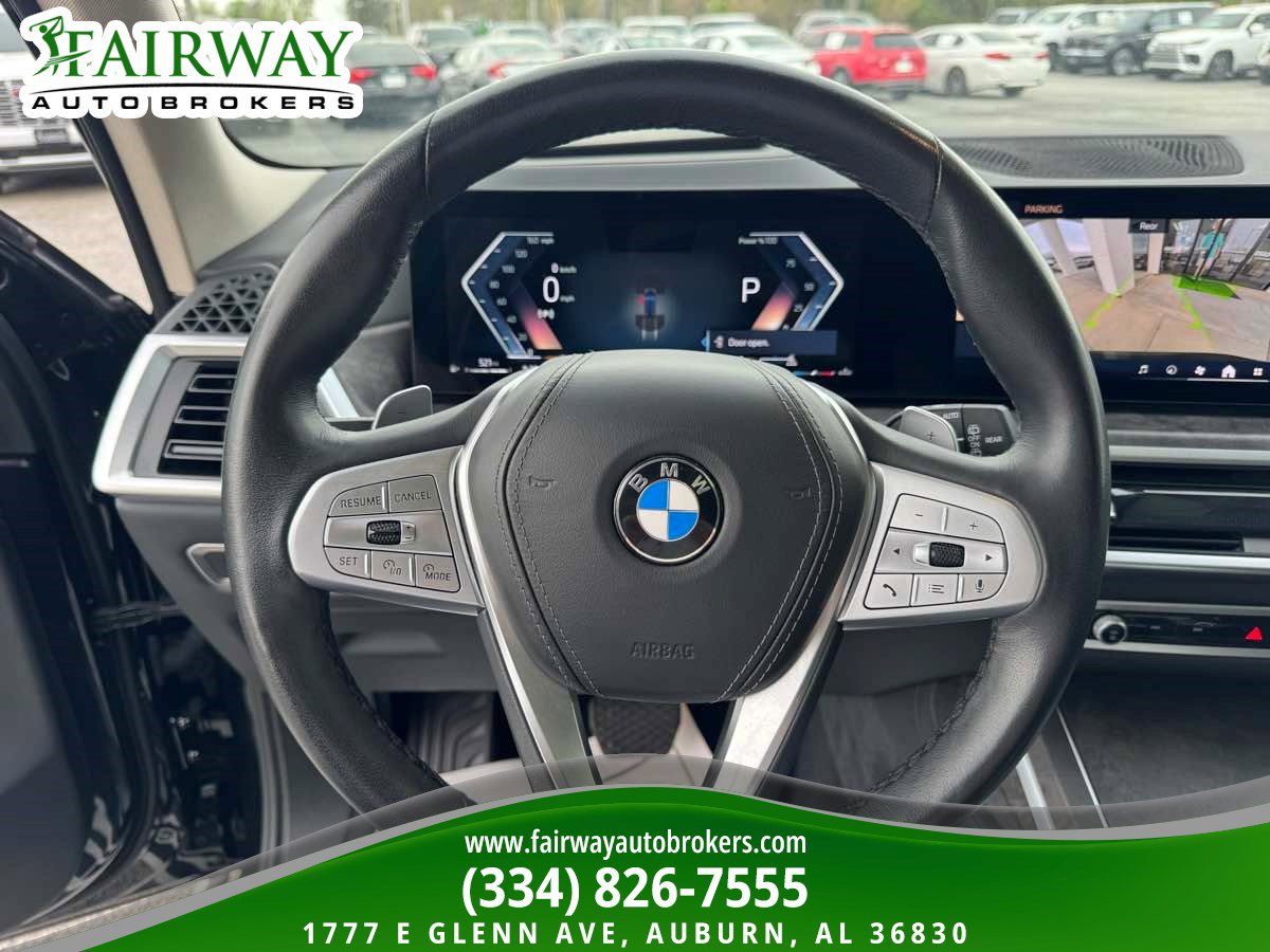 Used 2025 BMW X7 xDrive40i image 19