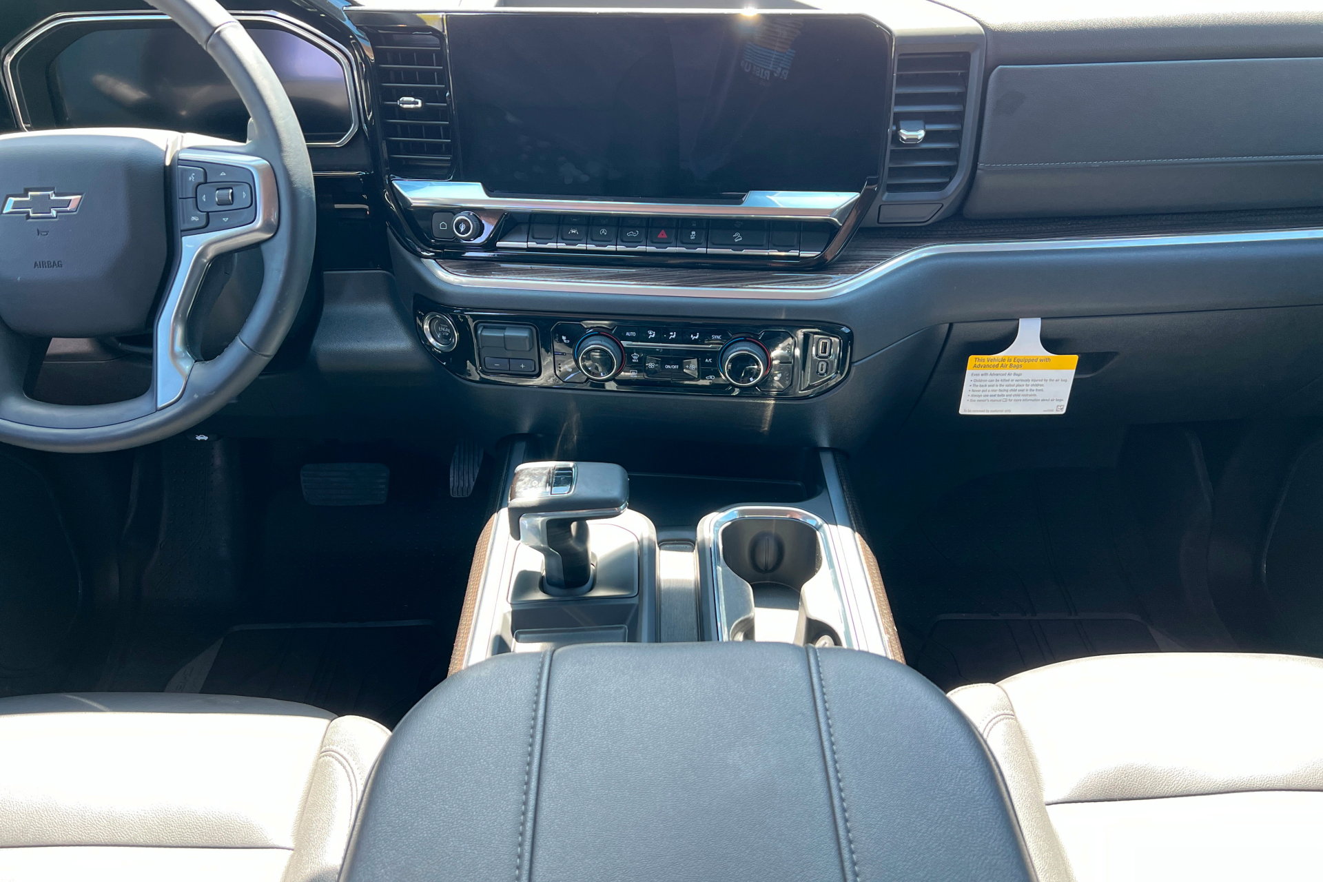 Used 2026 Chevrolet Silverado 1500 LT Trail Boss w/ Convenience Package II image 14