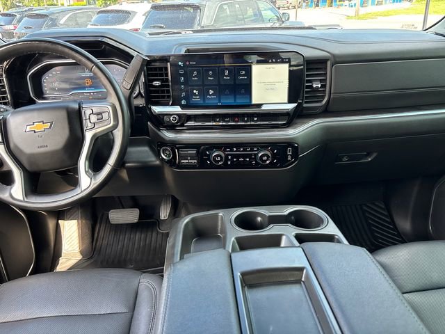 Used 2024 Chevrolet Silverado 3500 LTZ AWD/4WD image 9
