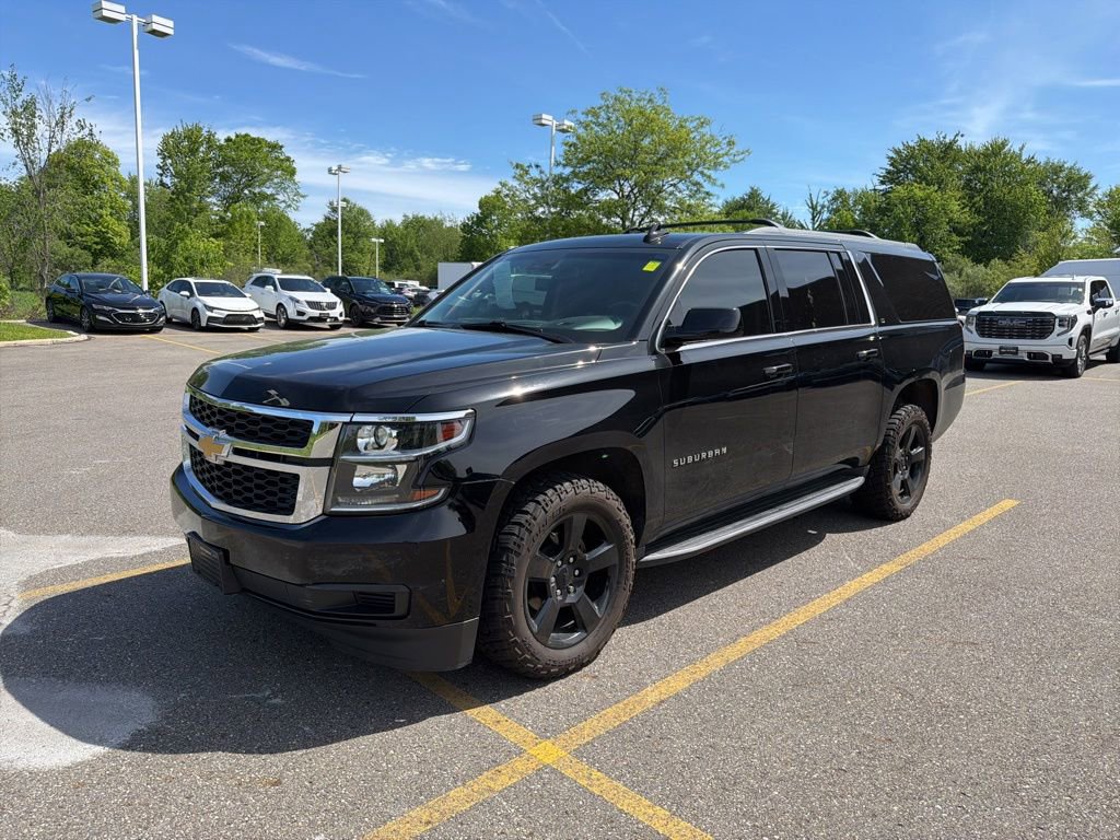 Used 2019 Chevrolet Suburban LT AWD/4WD image 5