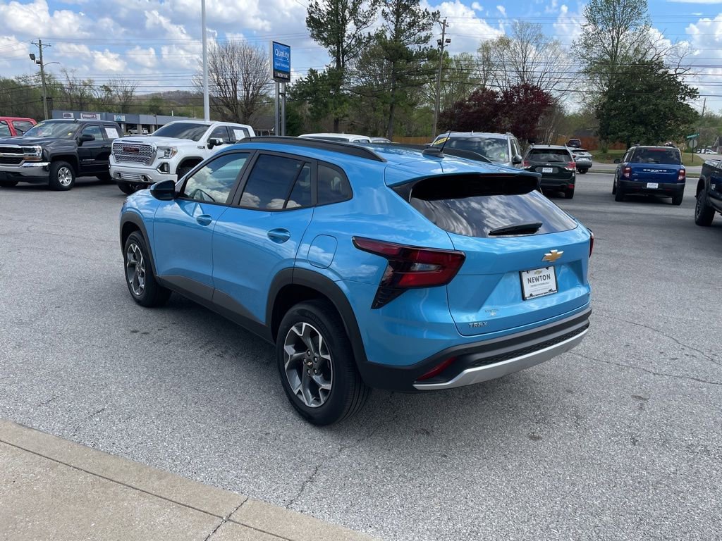 New 2026 Chevrolet Trax LT w/ Driver Confidence Package FWD image 46