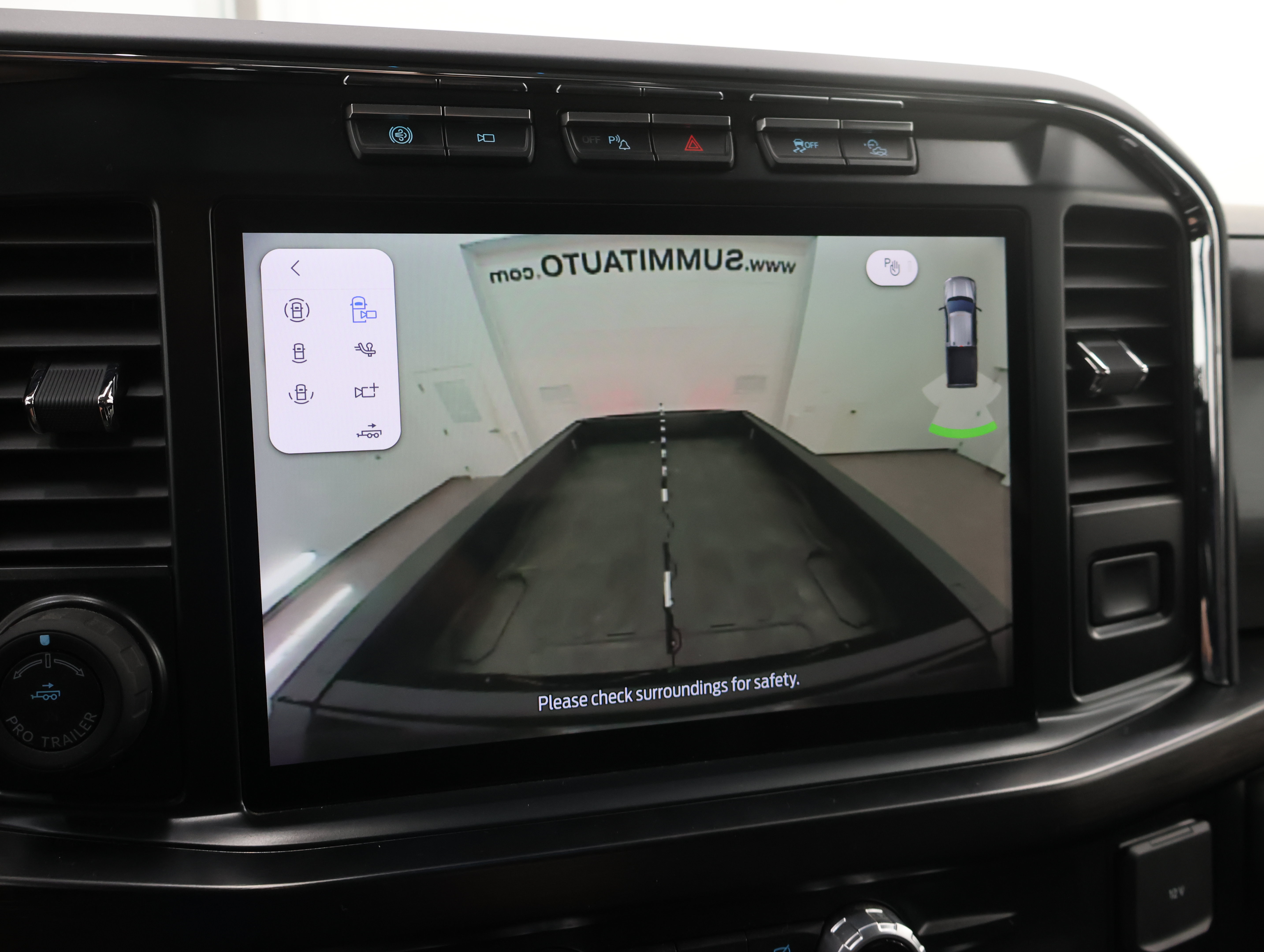 Used 2023 Ford F350 Lariat w/ Lariat Ultimate Package AWD/4WD image 17
