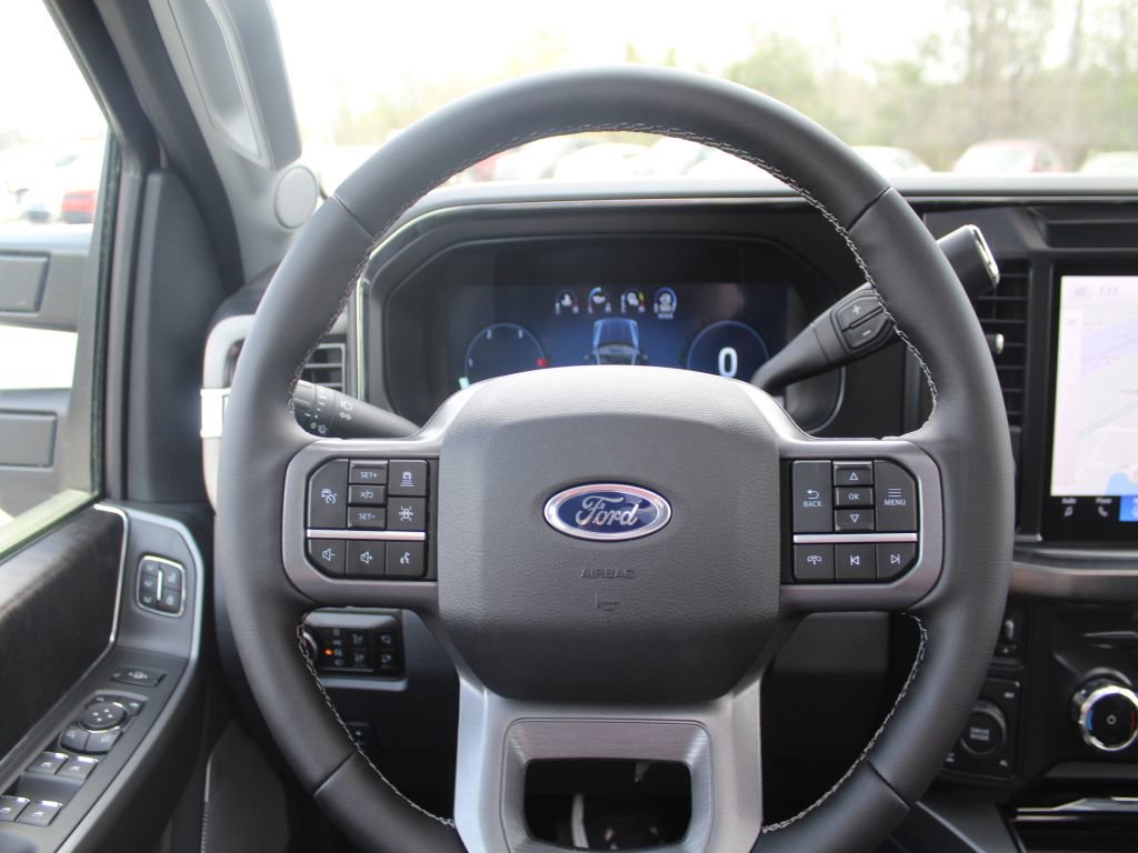 New 2026 Ford F250 Lariat w/ Black Appearance Package image 22