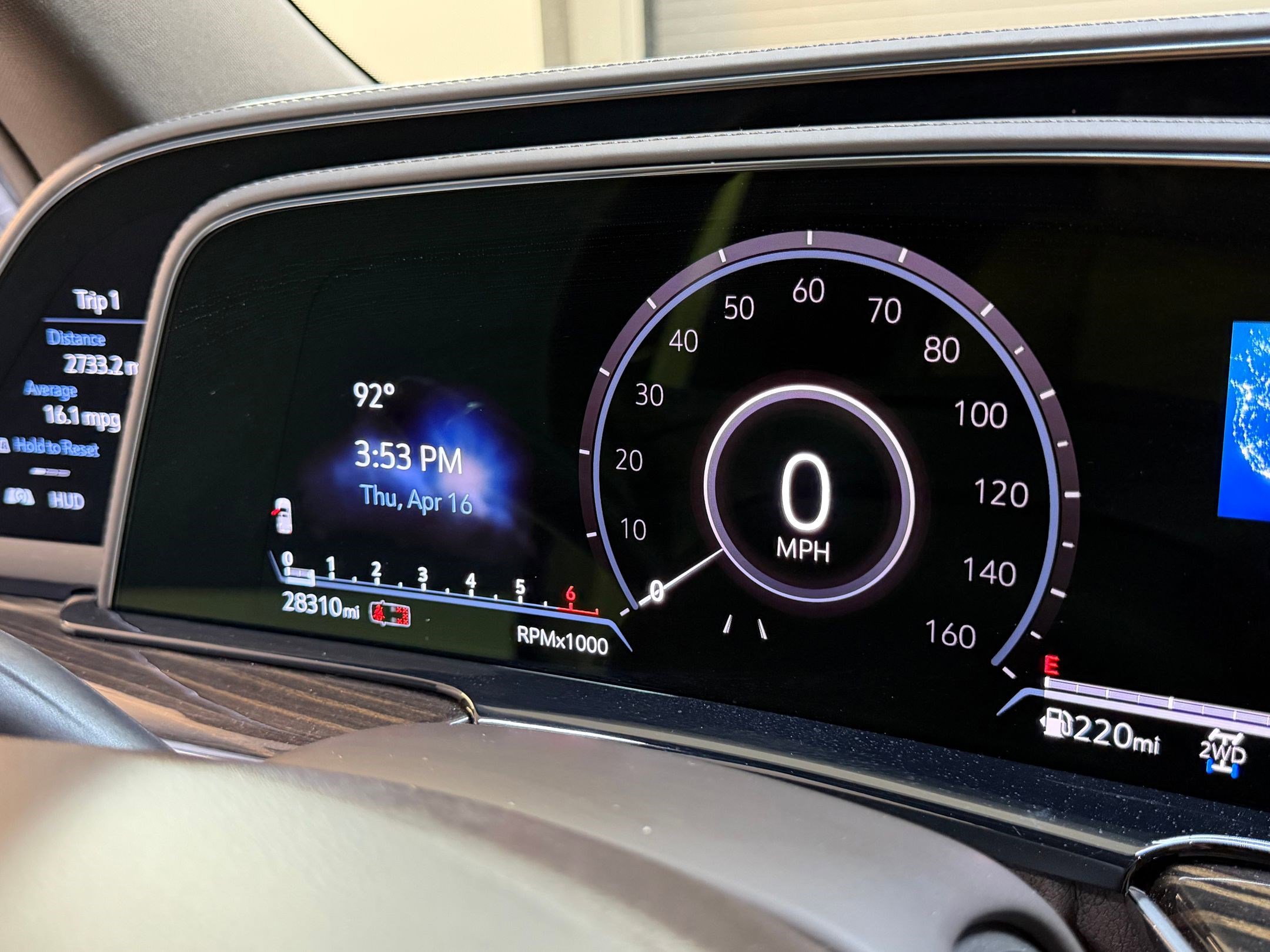 Used 2021 Cadillac Escalade Premium Luxury image 19