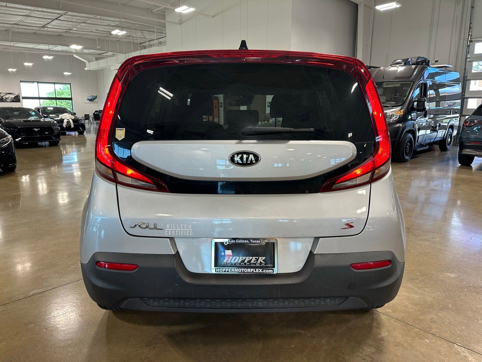 Used 2020 Kia Soul S FWD image 7