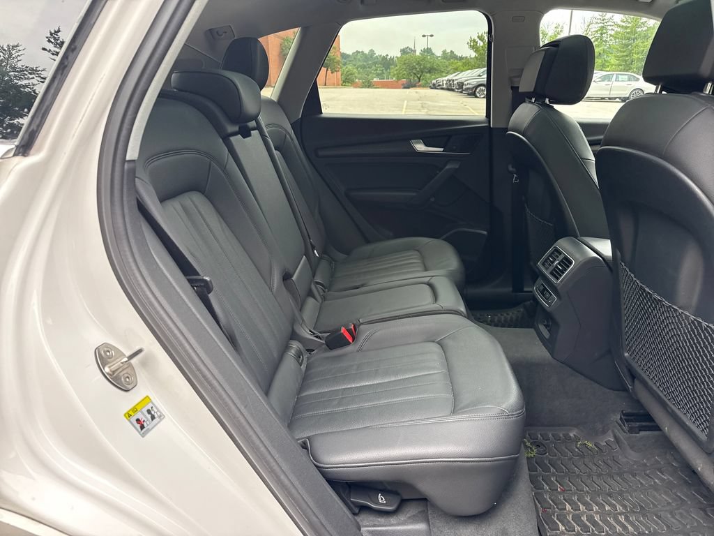 Used 2018 Audi Q5 2.0T Premium Plus w/ Premium Plus Package AWD/4WD image 29