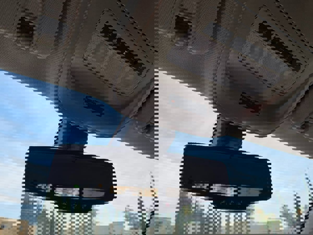 Used 2018 GMC Canyon SLE w/ SLE Convenience Package image 38